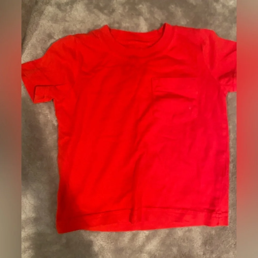 CARTERS 9M Short Sleeve T-Shirt